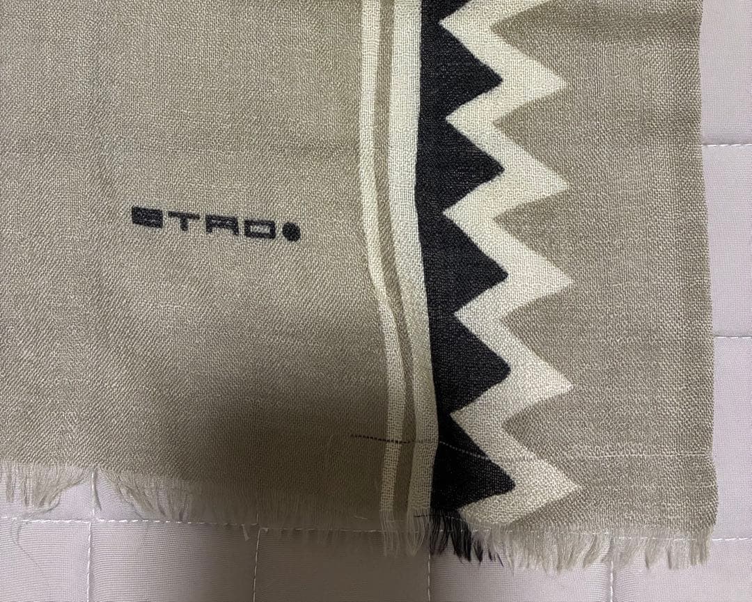 極美　エトロ　ETRO 大判スカーフ　ペイズリー　春夏秋　薄手素材