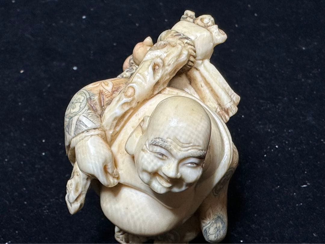 置物　アンティーク　天然素材　仏像　彫刻 古美術品　細密細工　骨董コレクション