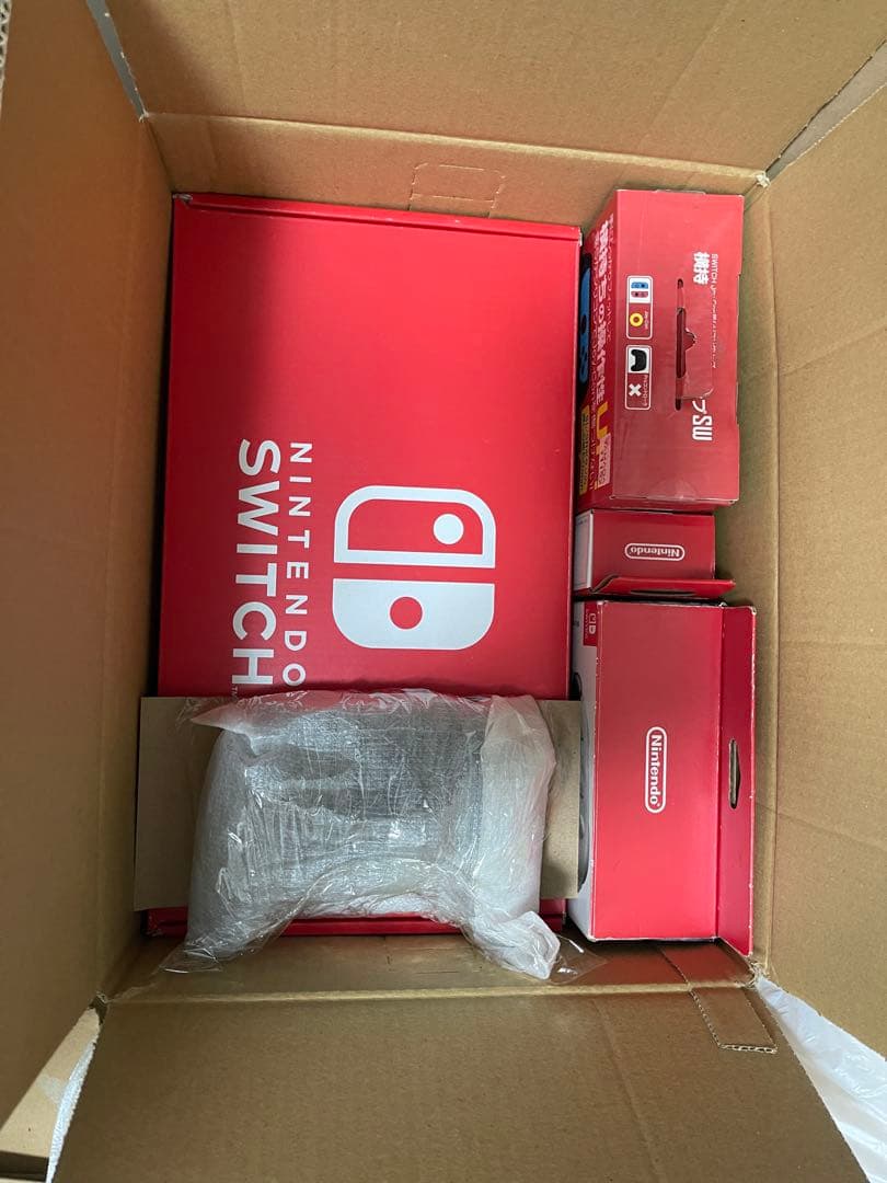 Nintendo Switch 本体 プロコン2つ ジョイコン
