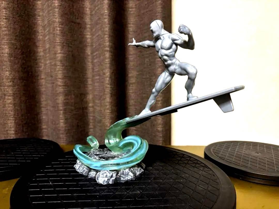 シルバーサーファー ガレージキット フィギュア 塗装済 完成品 約25cm