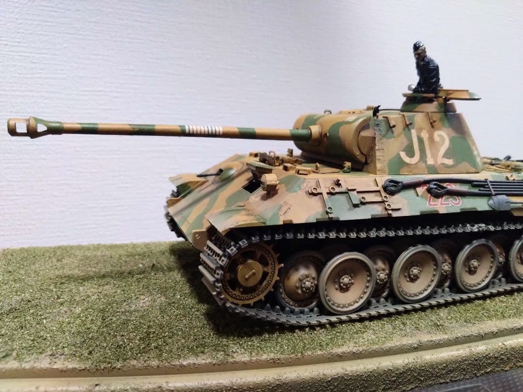 1/35 パンター　戦車　ドイツ軍　プラモデル　ジオラマ