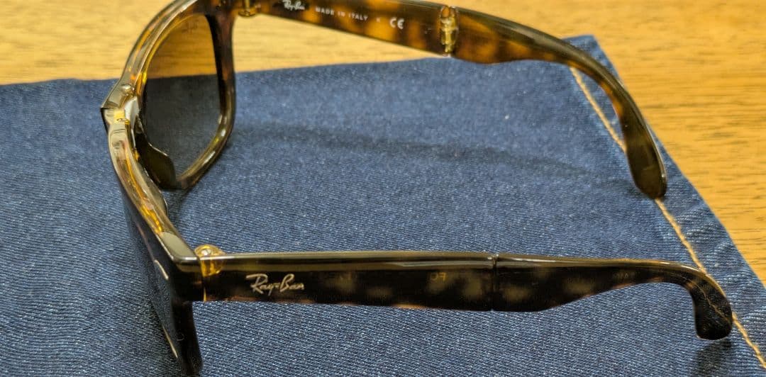 【美品】 Ray-Ban サングラス 折りたたみ　RB4105