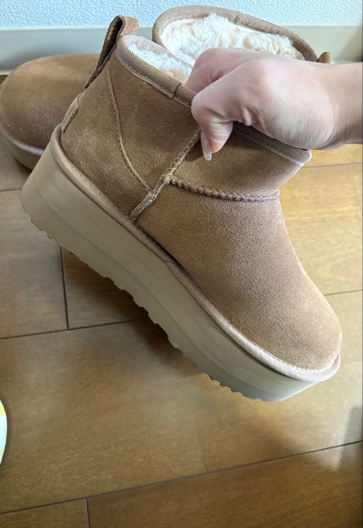 L*L様 UGG W CLASSIC ULTRA MINI PLATFORM