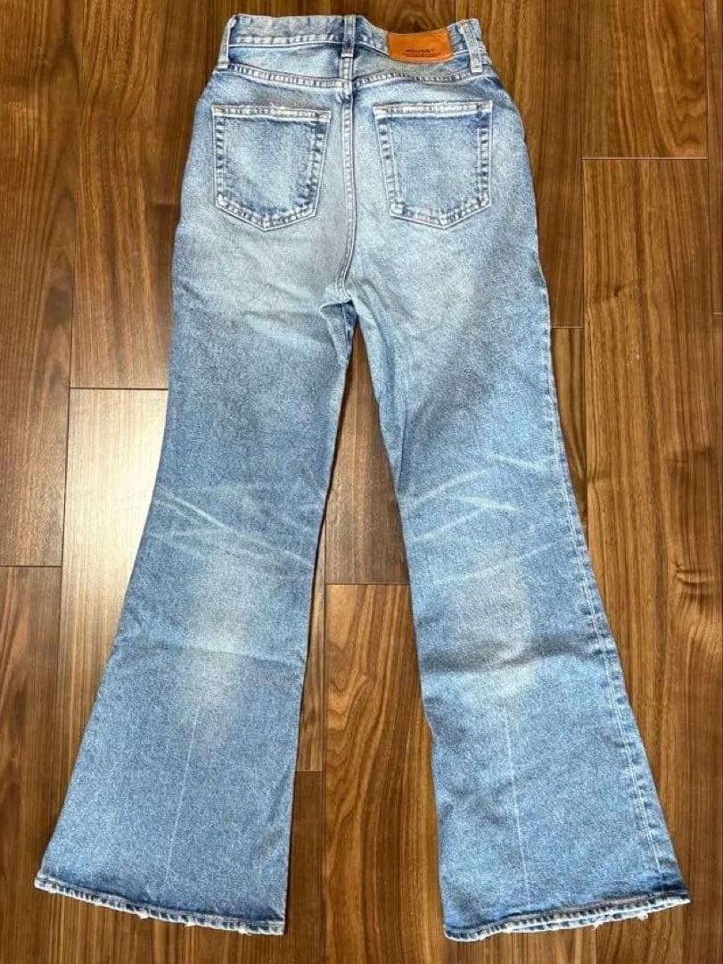 【期間限定値下げ】【美品】moussy マウジー　フレアデニム　ブルー