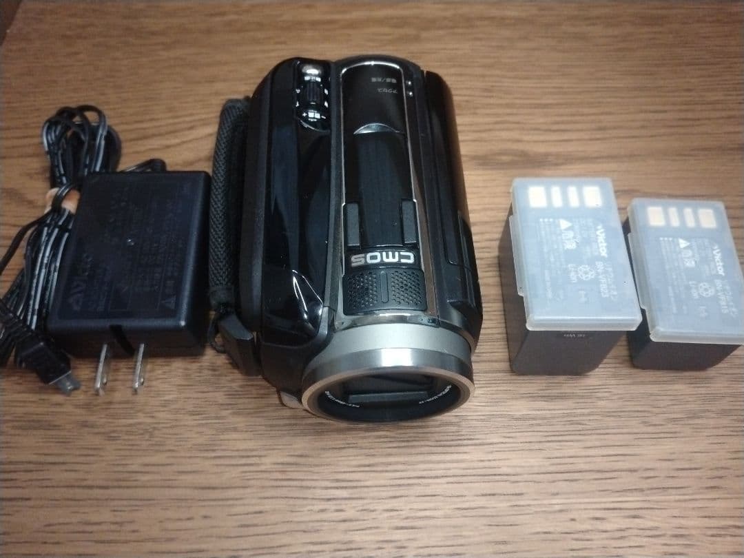 【名機】ビクター　エブリオGZ-HD40 120GB　純正バッテリー2個付