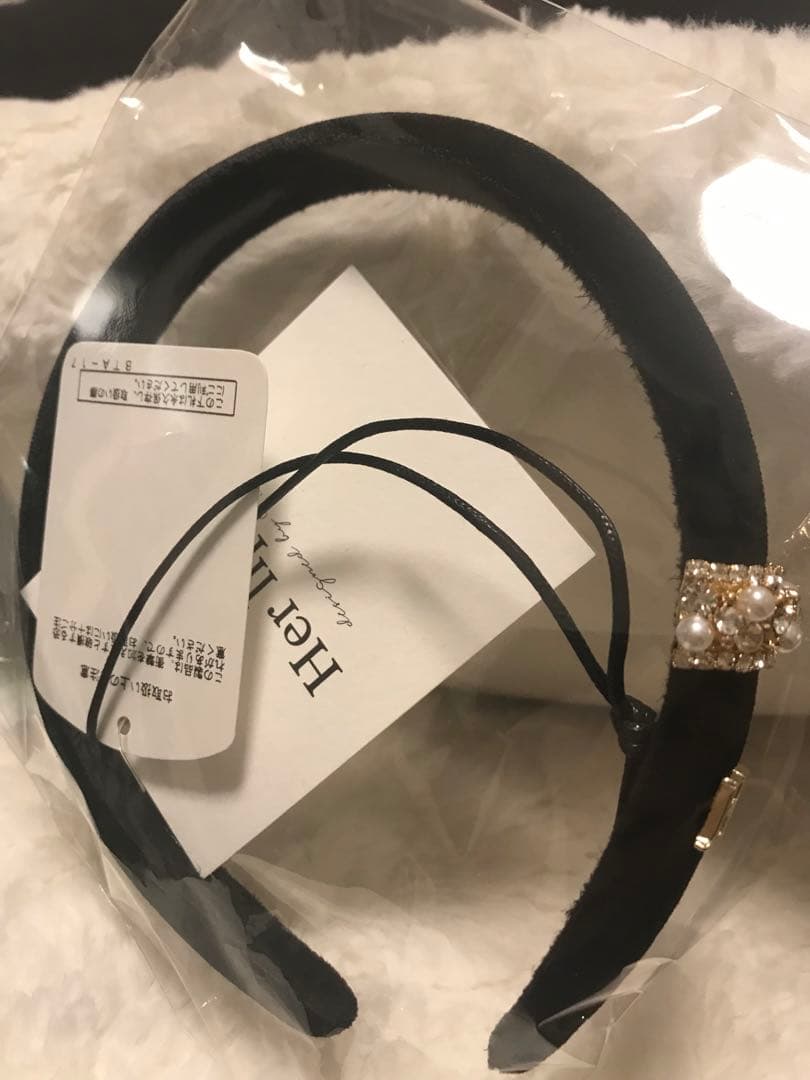新品未開封herlipto Crystal Charm Headband