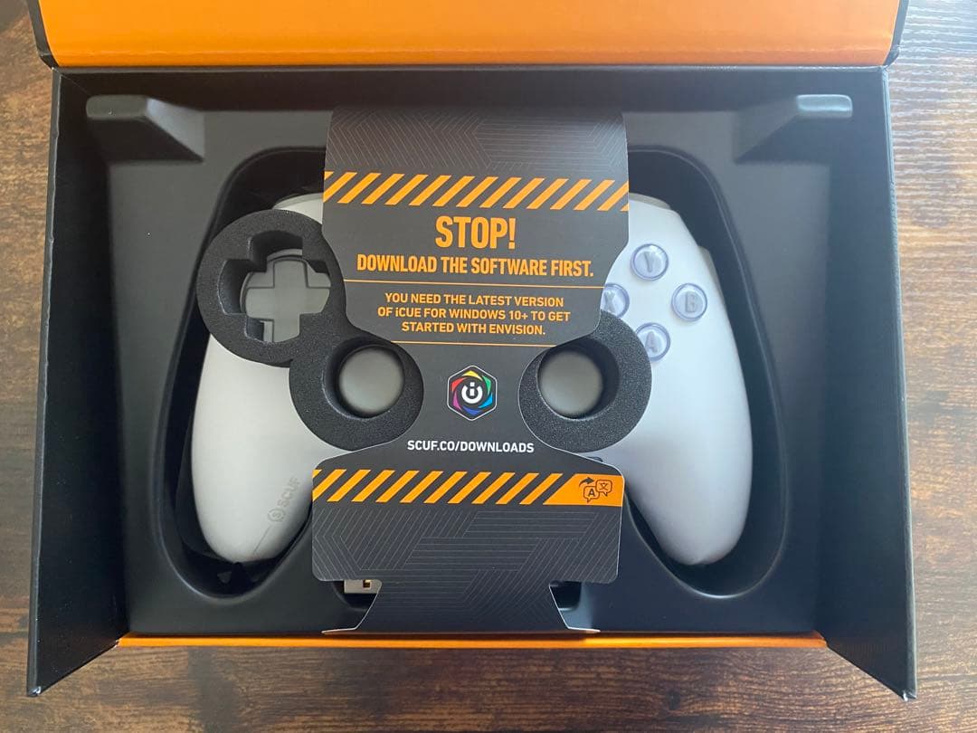 Scuf envision pro ホワイト