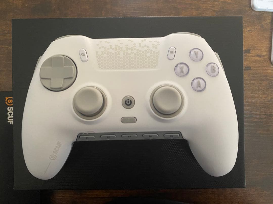 Scuf envision pro ホワイト
