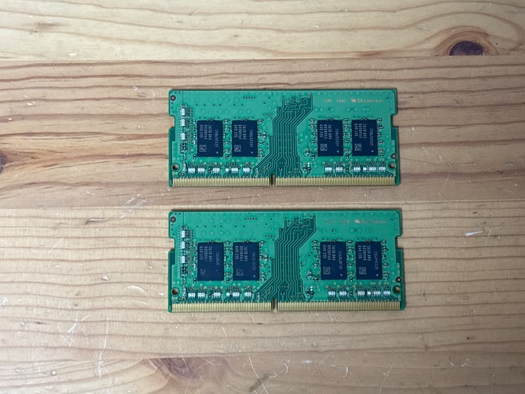 動作確認済み　Samsung DDR4 16GB メモリー