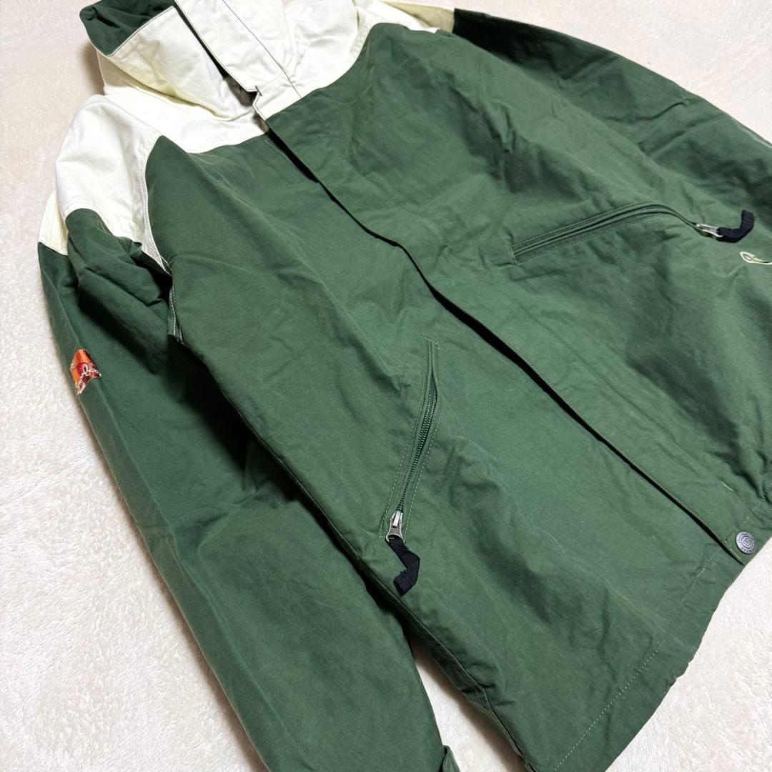 BURTON スノーボードジャケット スノーウェア ハイネック