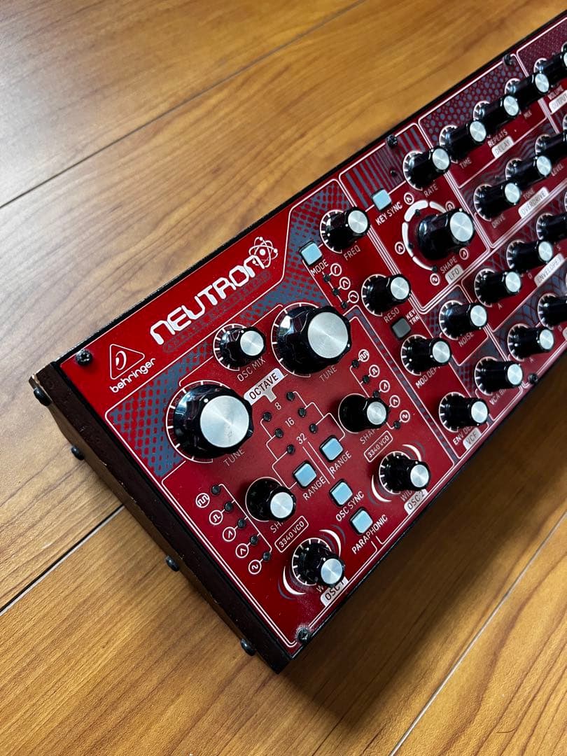 ＊値下げ中/ Behringer Neutron アナログシンセサイザー