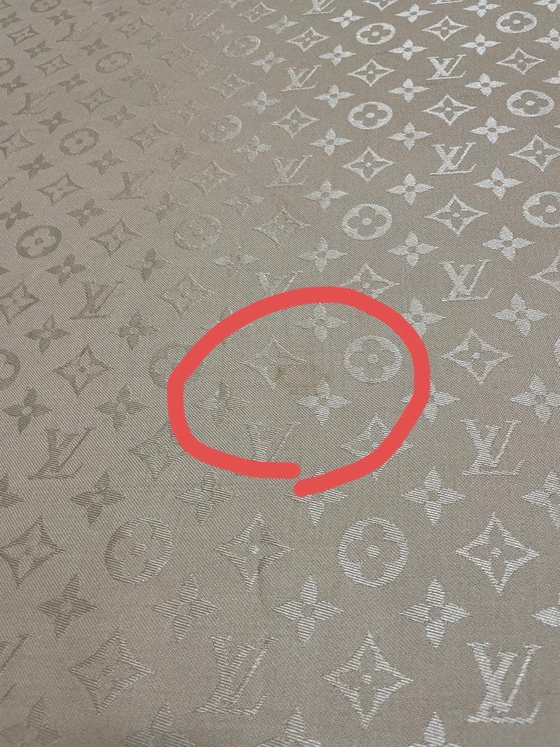 LOUIS VUITTON ストール ベージュ【140cm×140cm】