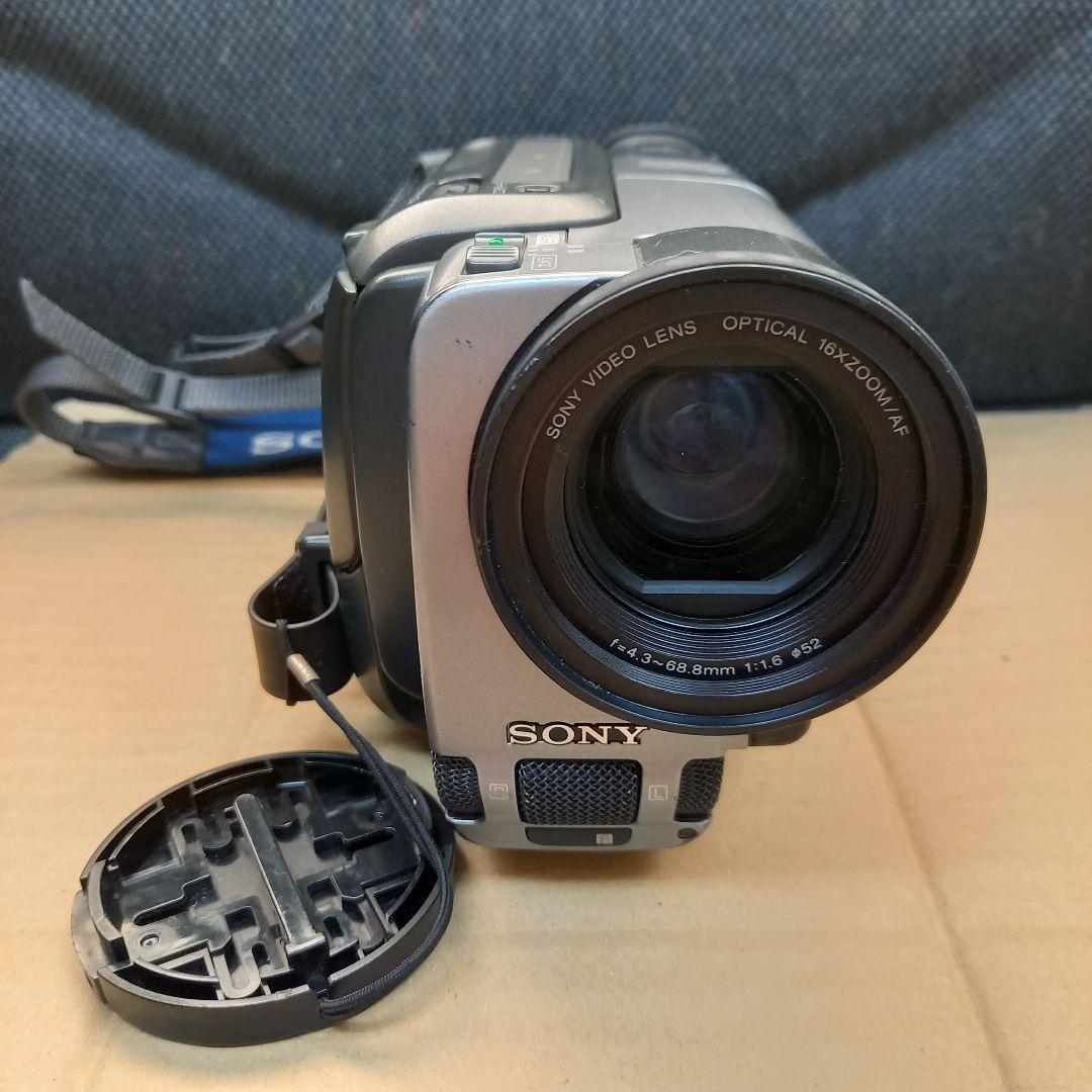 SONY ビデオカメラ CCD-TR3000 【ジャンク】