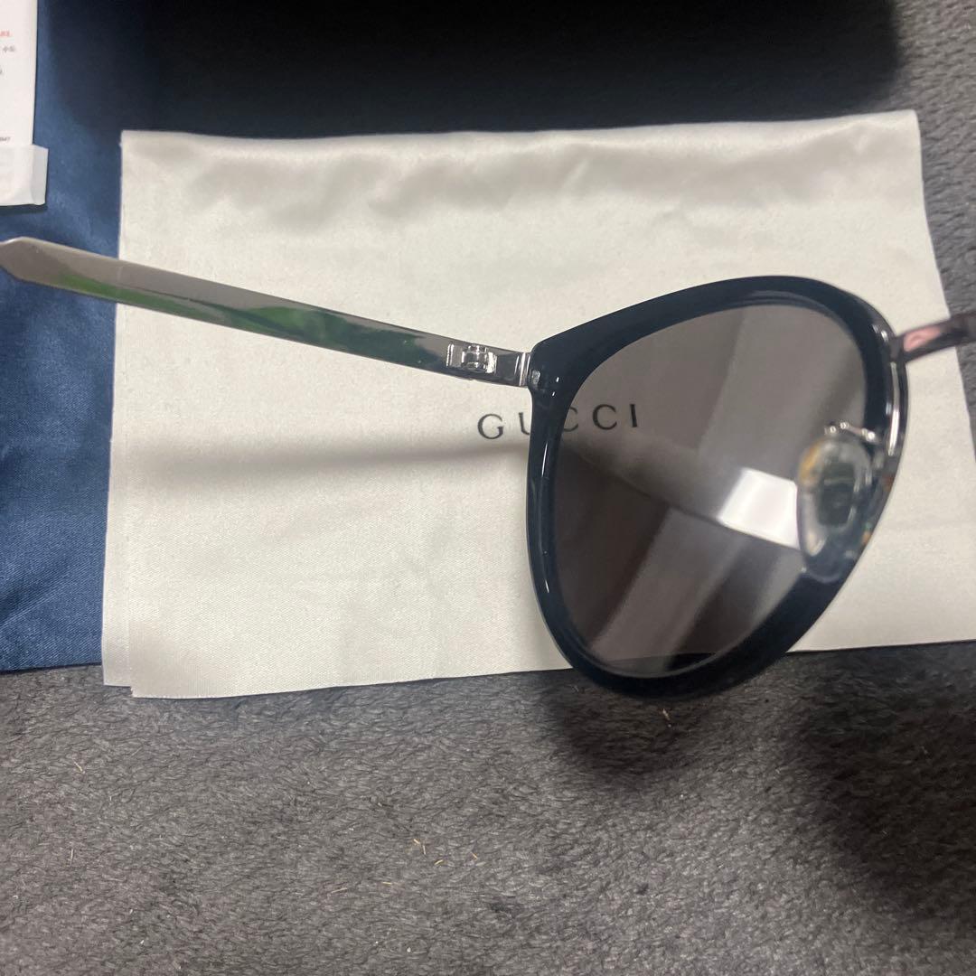 GUCCI サングラス　メガネ　カラーレンズ　眼鏡　0708