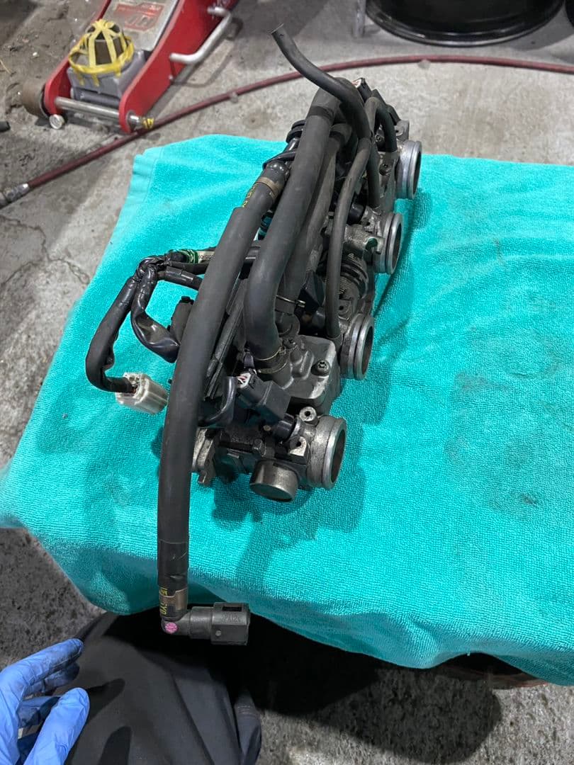 CB400 NC42 純正スロットルボディ