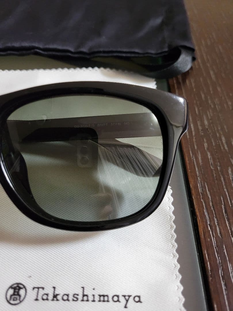 み*ー様 GUCCI ブラックフレーム サングラス
