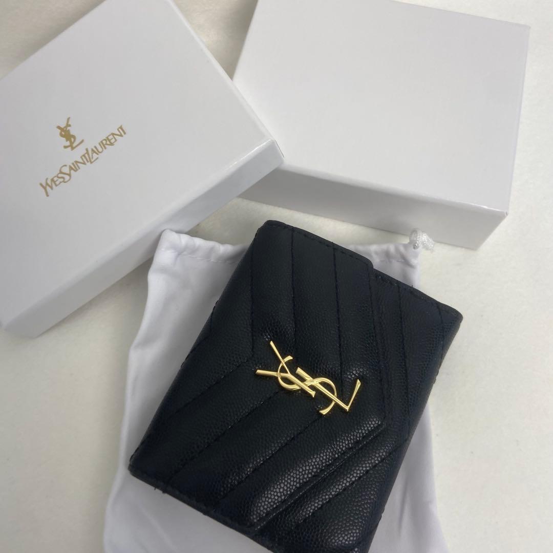 SAINT LAURENT キルティング 三つ折り財布 レザー 中古品