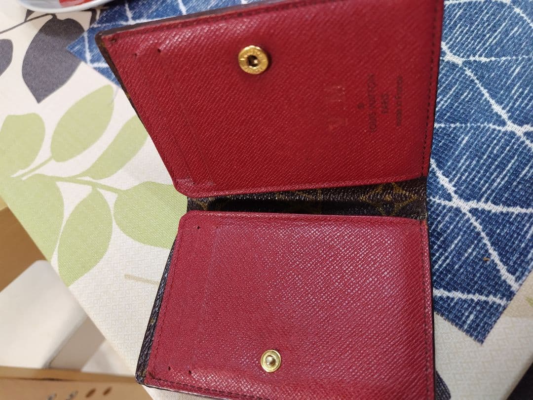 ★LOUISVUITTON　財布　正規品　訳あり★