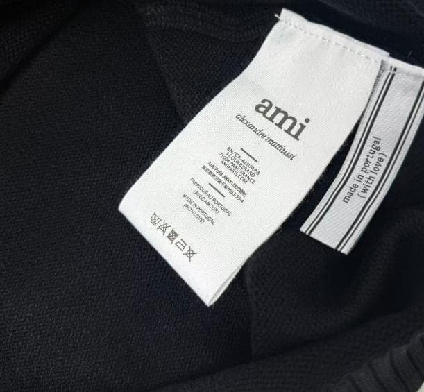 AMI Paris ブラック 長袖ニット セーター タグ付き 1 度着用 M