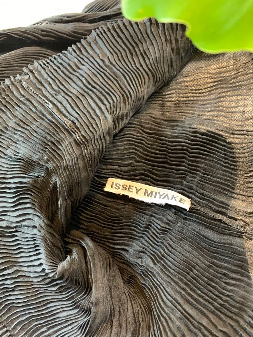 ISSEY MIYAKE シフォンブラウス Sheer Pleated Top