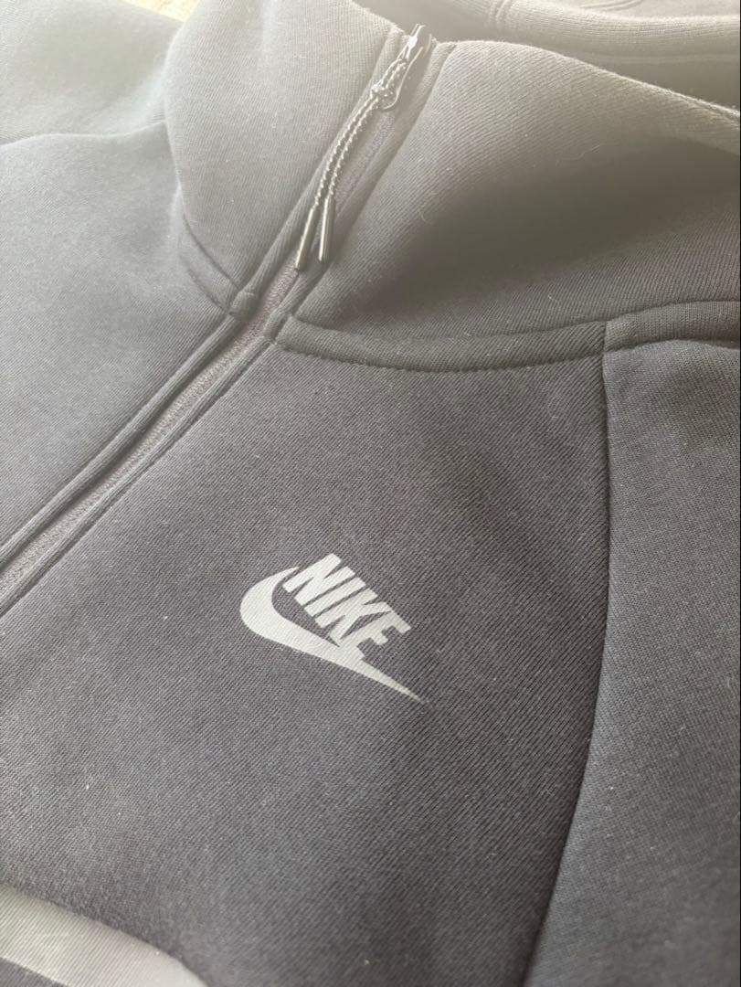 NIKE テックフリース ブラック　XS