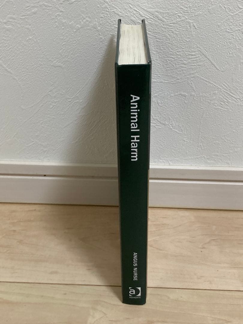洋書 Animal Harm: Perspectives on Why People