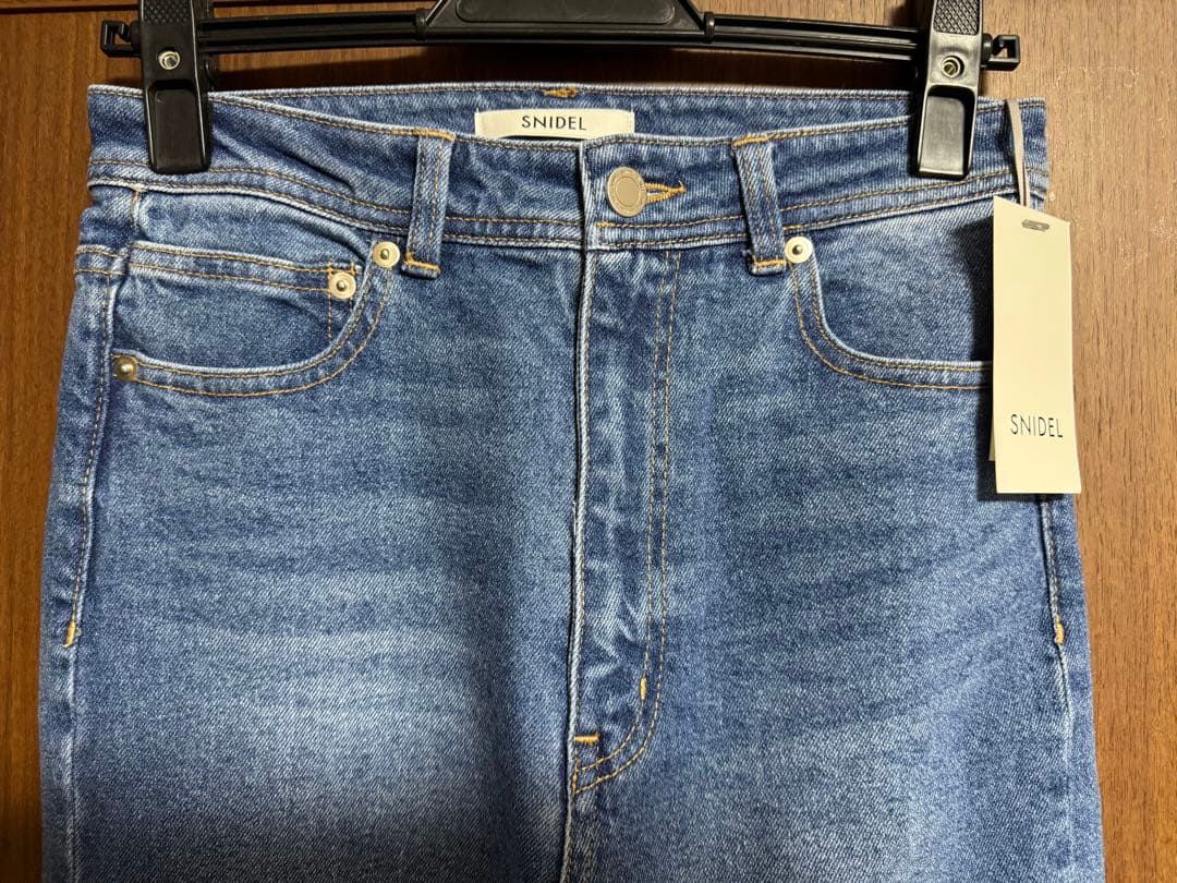 まや【新品未使用】snidel organics ブーツカットデニム1