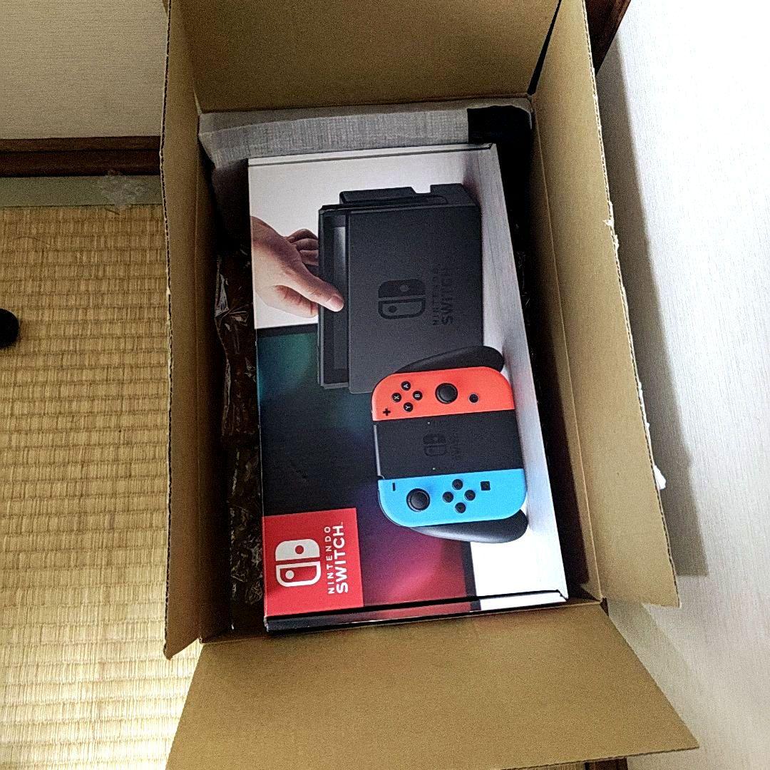 メ*が様 Nintendo Switch 本体 赤/青 付属品付き