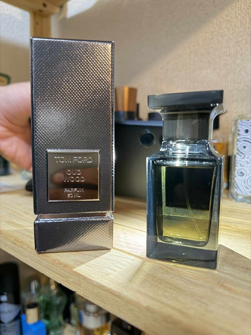 【国内正規品】トムフォード　ウードウッドパルファム50ML