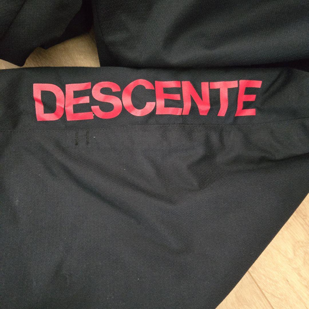 ☆男の子　DESCENTE　スキーウェア 140サイズ レッド