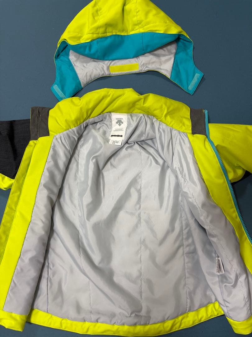 DESCENTE 130 スキーウェア　スキーウエア　子供　デサント　キッズ