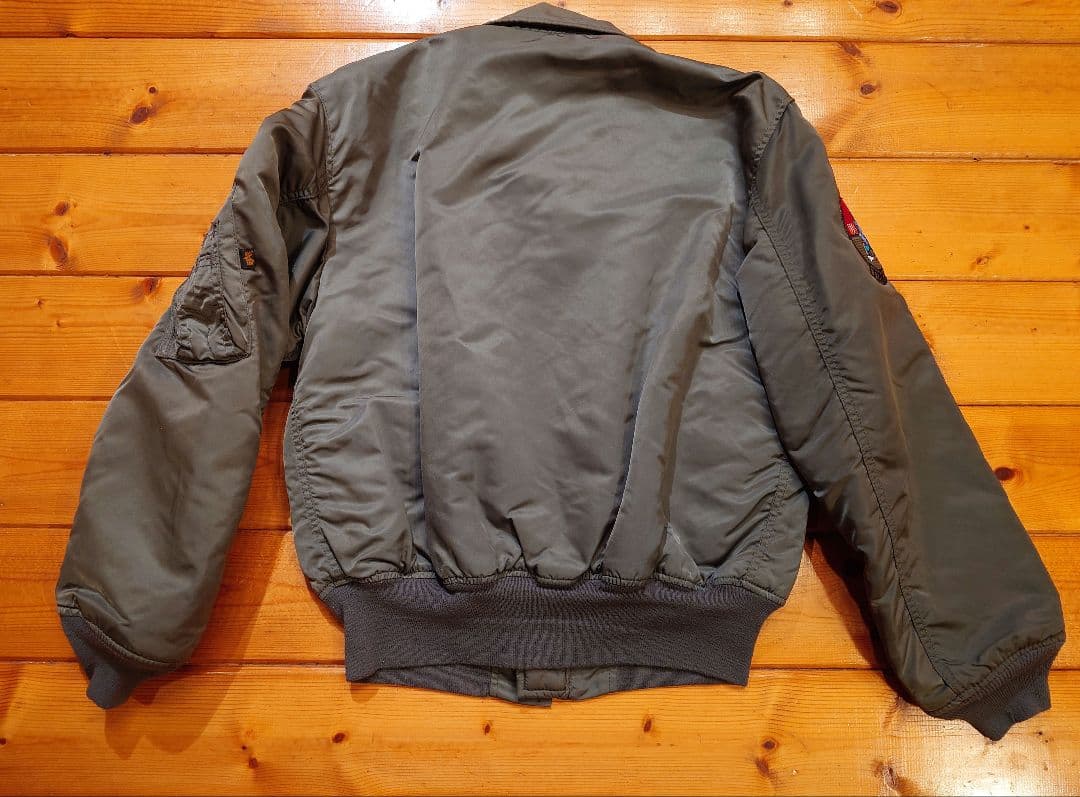 中田商店購入　US製 フライトジャケットCWU45P パッチ付　Mサイズ