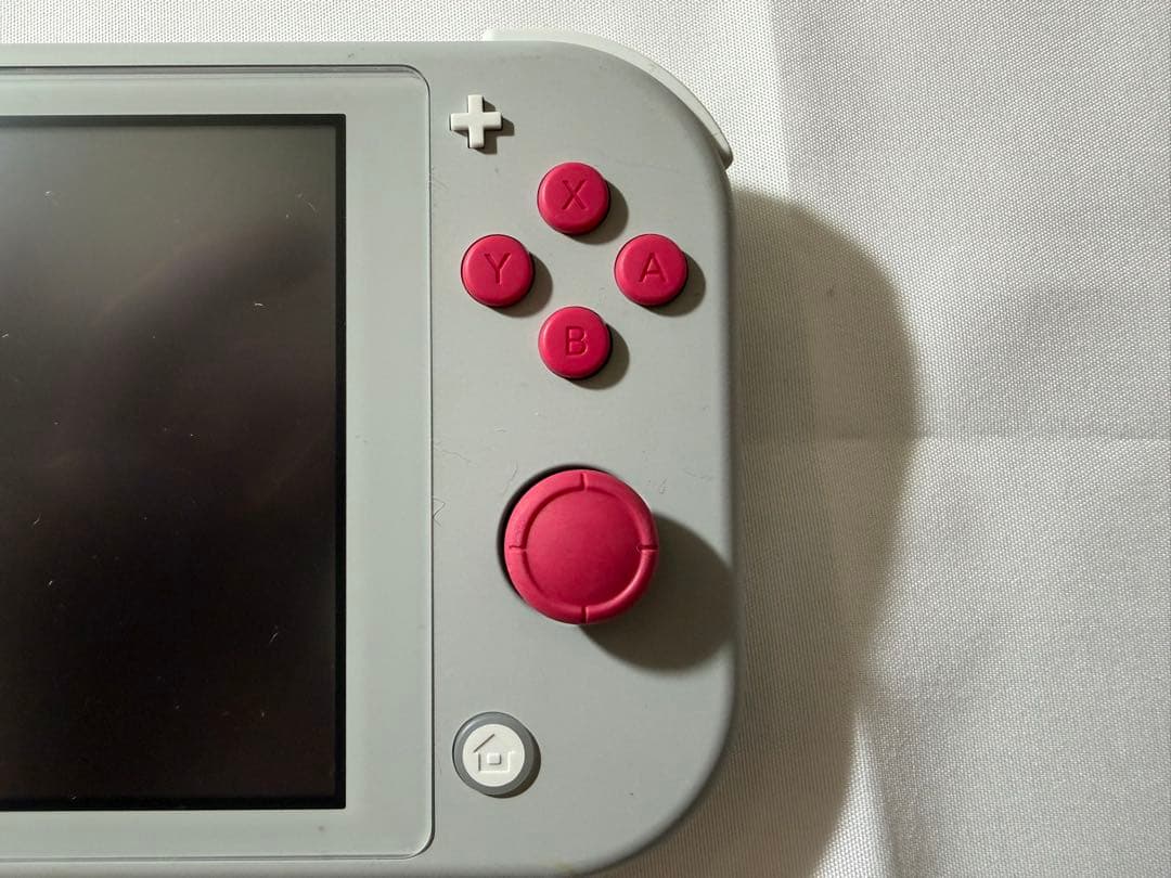 Nintendo Switch Lite［ザシアン・ザマゼンタ］モデル