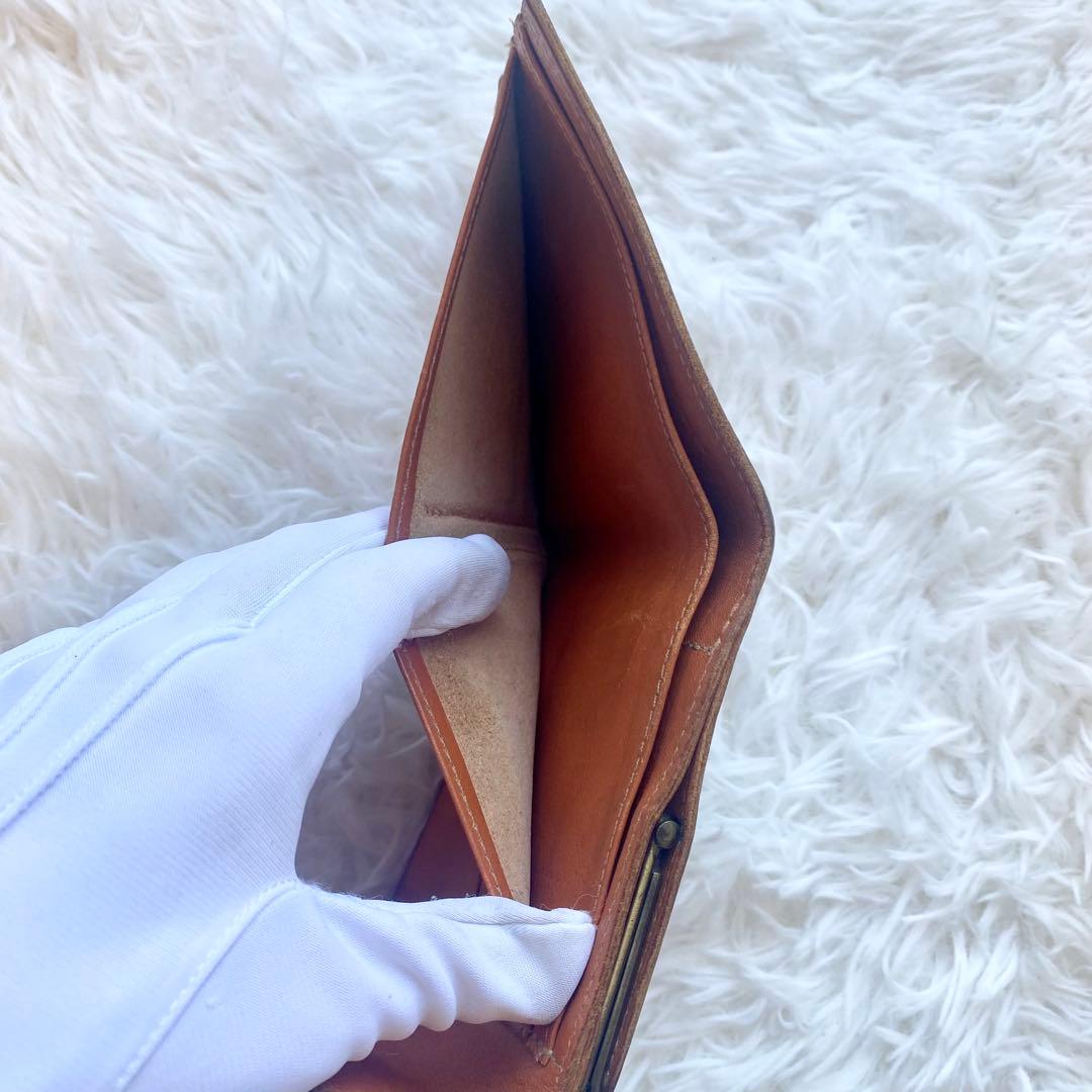 付属カードあり✨ イルビゾンテ 二つ折り 財布 がま口 金ボタン ロゴ キャメル