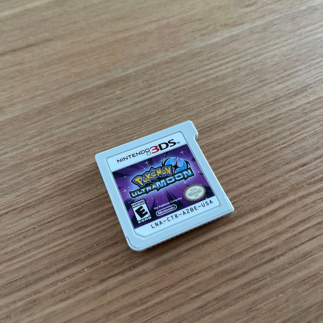 北米版3DS ポケットモンスター ウルトラムーン Pokémon ケース無