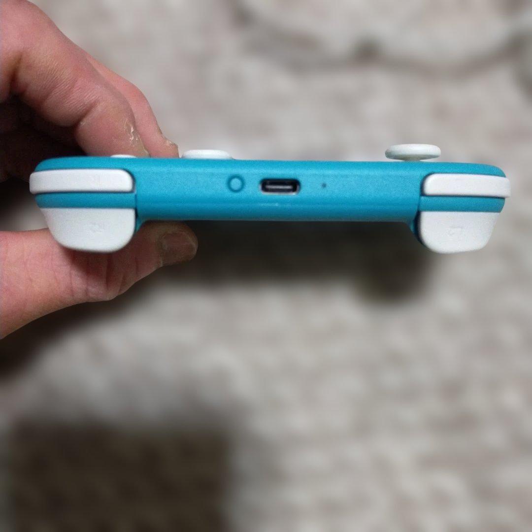 ★箱付完動品★NintendoSwitchネオン中古（8bitコントローラー付）
