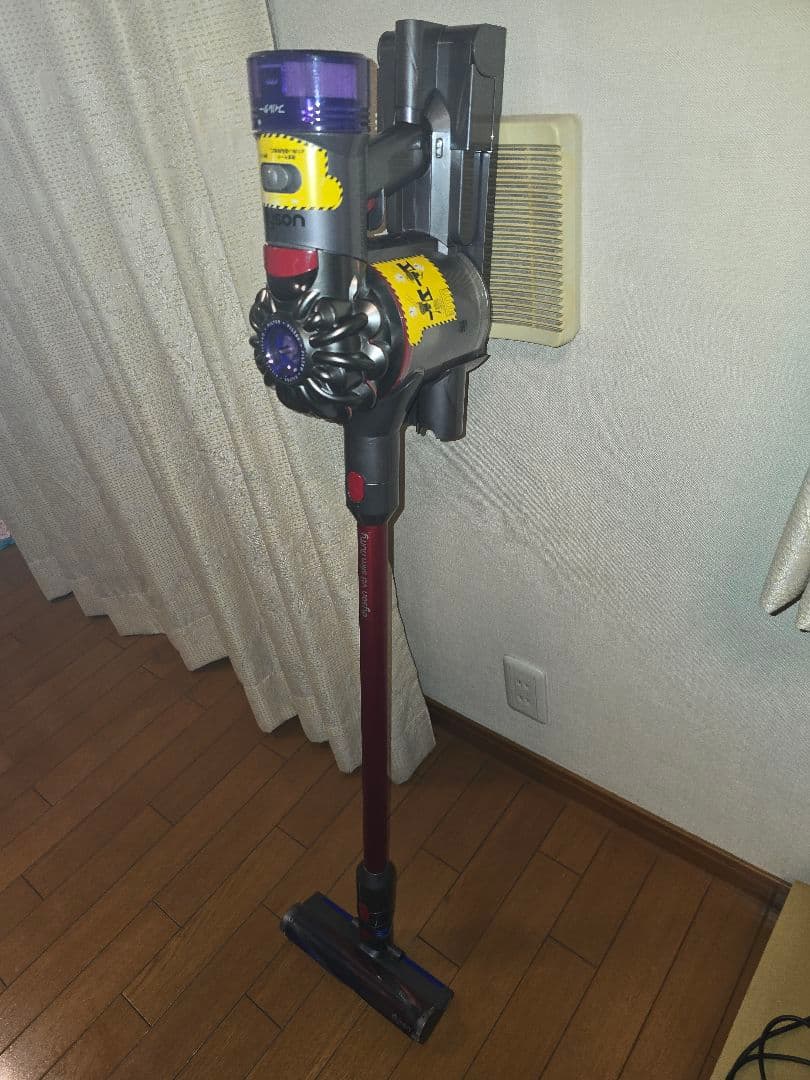 ダイソン Dyson V8 Slim Fluffy コードレス 掃除機