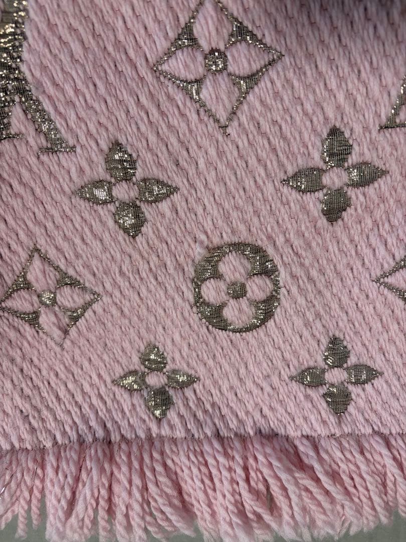 LOUIS VUITTON マフラーエシャルプ　ロゴマニアシャイン