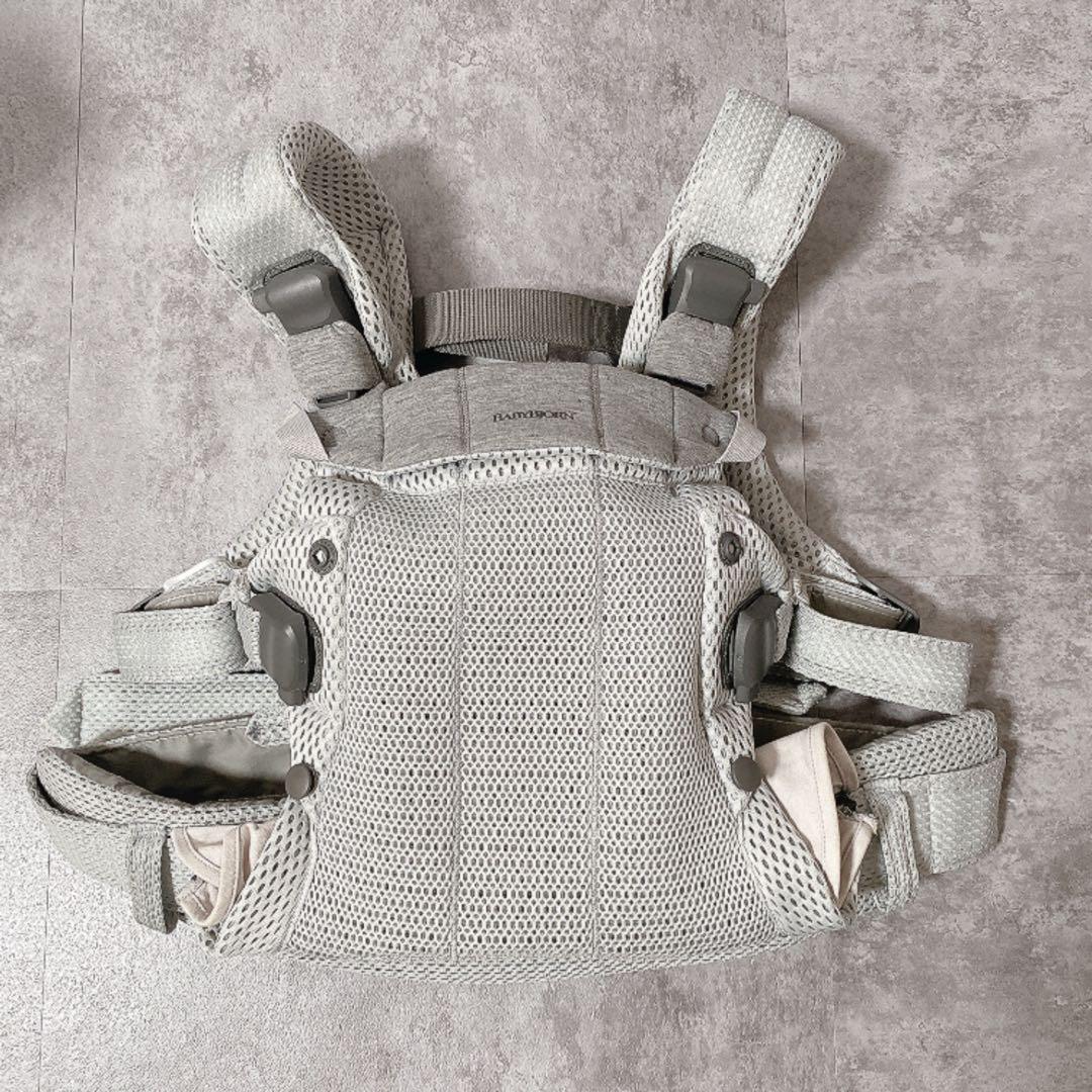 人気✨babybjorn ベビービョルン ハーモニー 抱っこ紐 シルバー