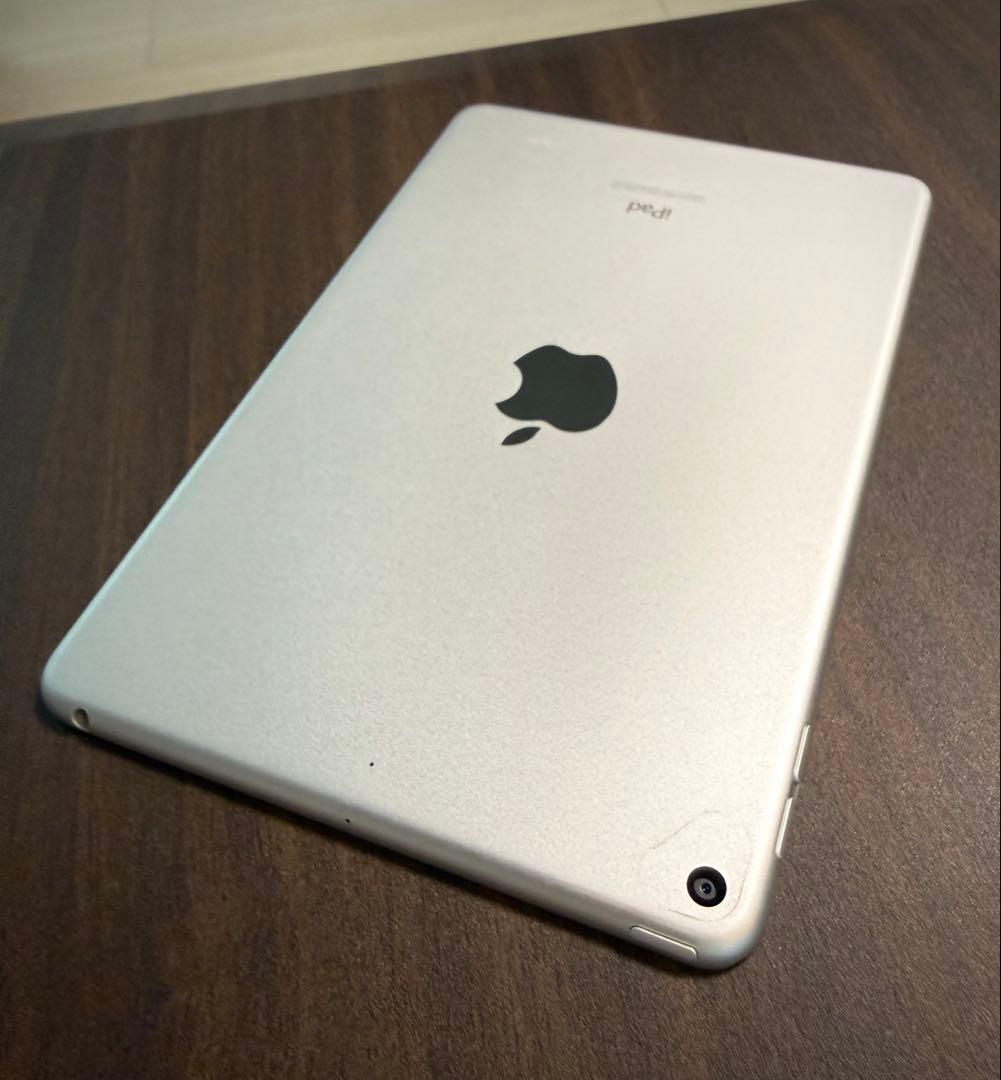 Apple iPad mini 第5世代 64GB シルバー