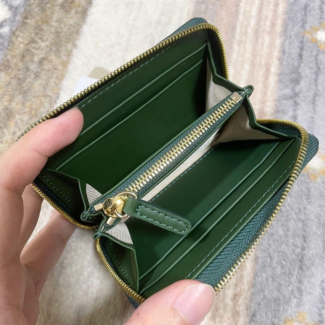 新品未使用品タグ付き　シャイニングクロコダイルグリーン　折り財布　ワニ革