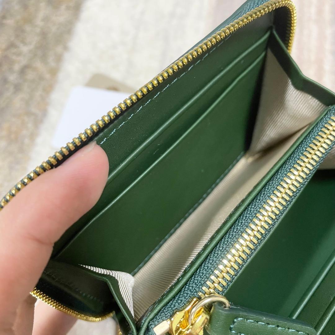 新品未使用品タグ付き　シャイニングクロコダイルグリーン　折り財布　ワニ革