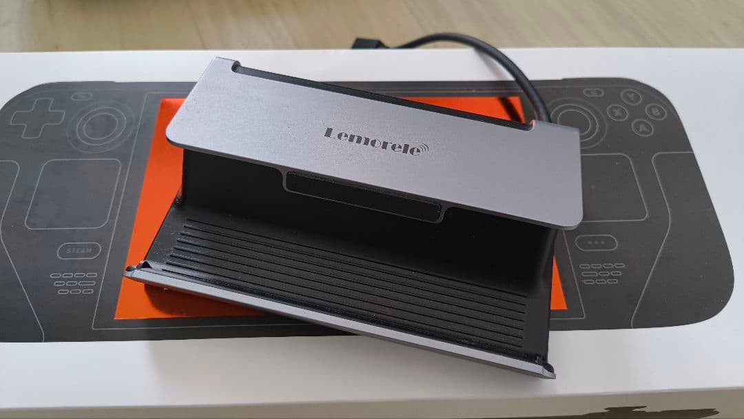 Steam Deck OLED 512GB＋ドッキングステーション付属