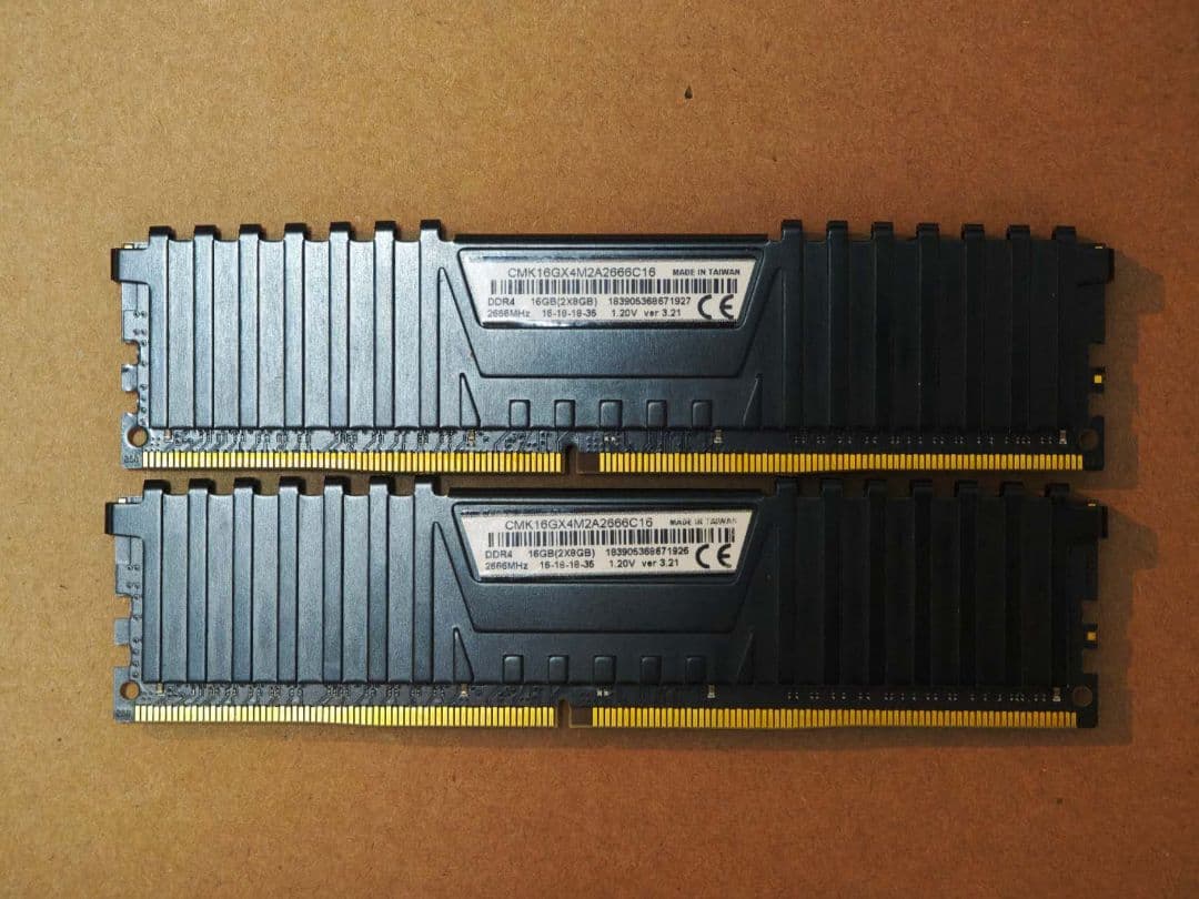 Corsair DDR4 16GB (8GB×2) 2666MHz