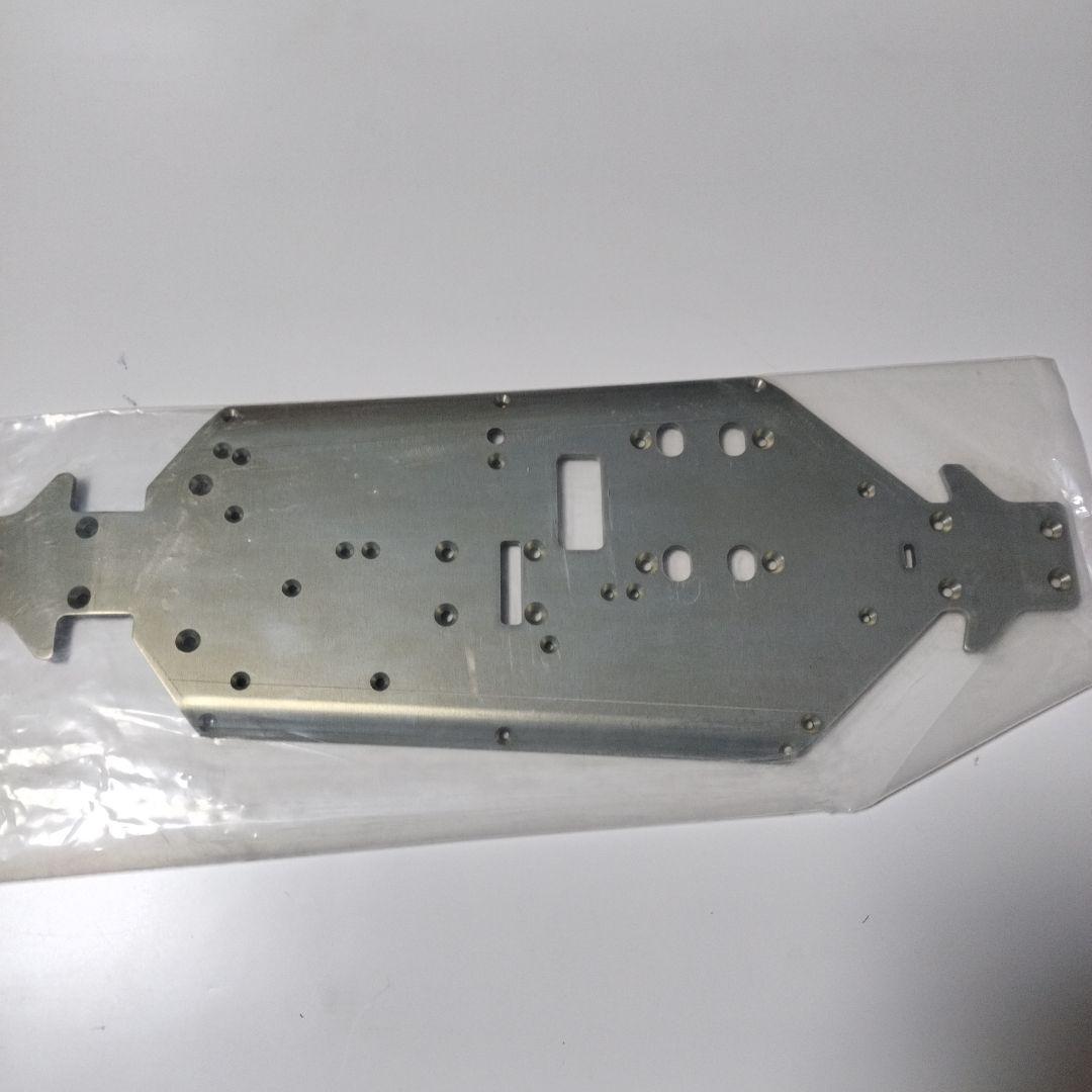 KYOSHO MP9 ハードメインシャーシ 新品