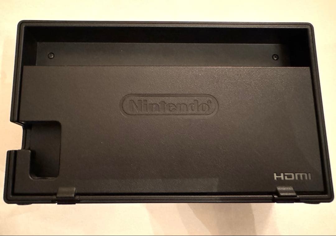 Nintendo Switch 本体　Joy-Con付き　要概要欄