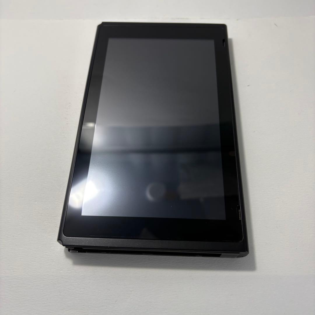 液晶美品　Nintendo Switch 2017年 初期型 未対策機 本体のみ