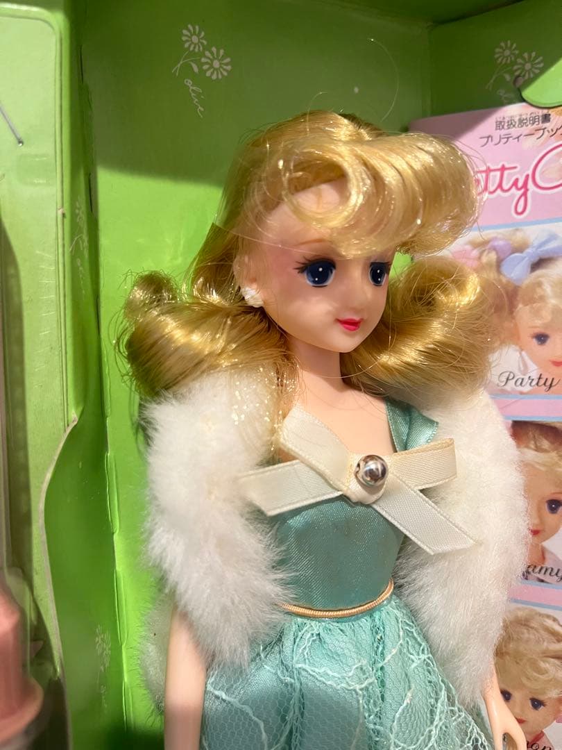 プリティーオリーブ　ジェニー　Jenny フレンドドール