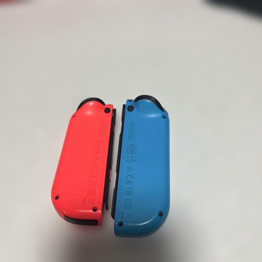 Nintendo Switch 本体 赤/青 ジョイコンプロコン、有線ポート付き