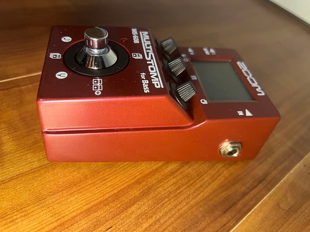 ベース ZOOM MS60b